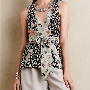 100% Silk Starflower sleeveless blouse